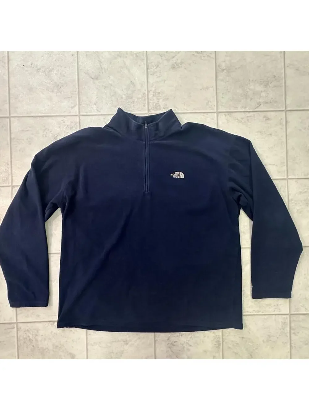 The North Face Men's Navy and Blue Sweatshirt